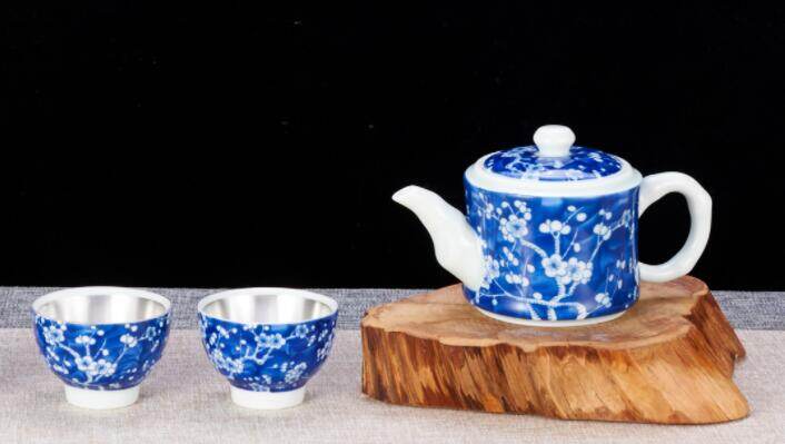 银瓷梅花茶具品鉴|不饮春茶，怎知春光