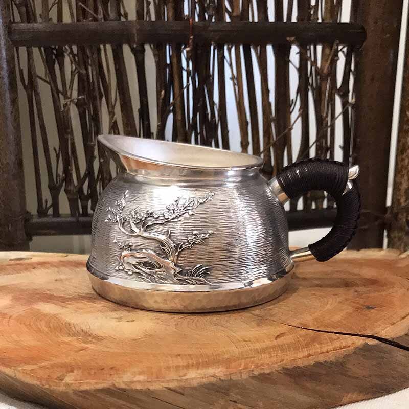足银梅花公道杯,隔热银盖杯,纯银分茶器,足银本色茶具礼品