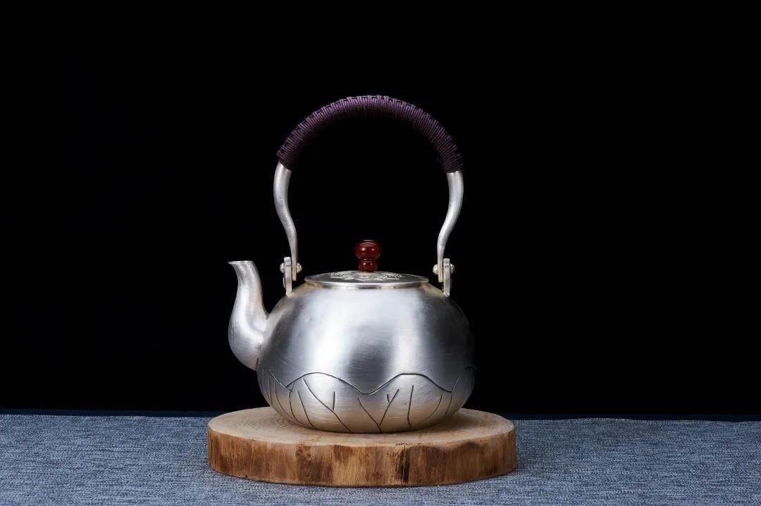 好壶配好茶，一把好壶让喝茶变得更有滋味