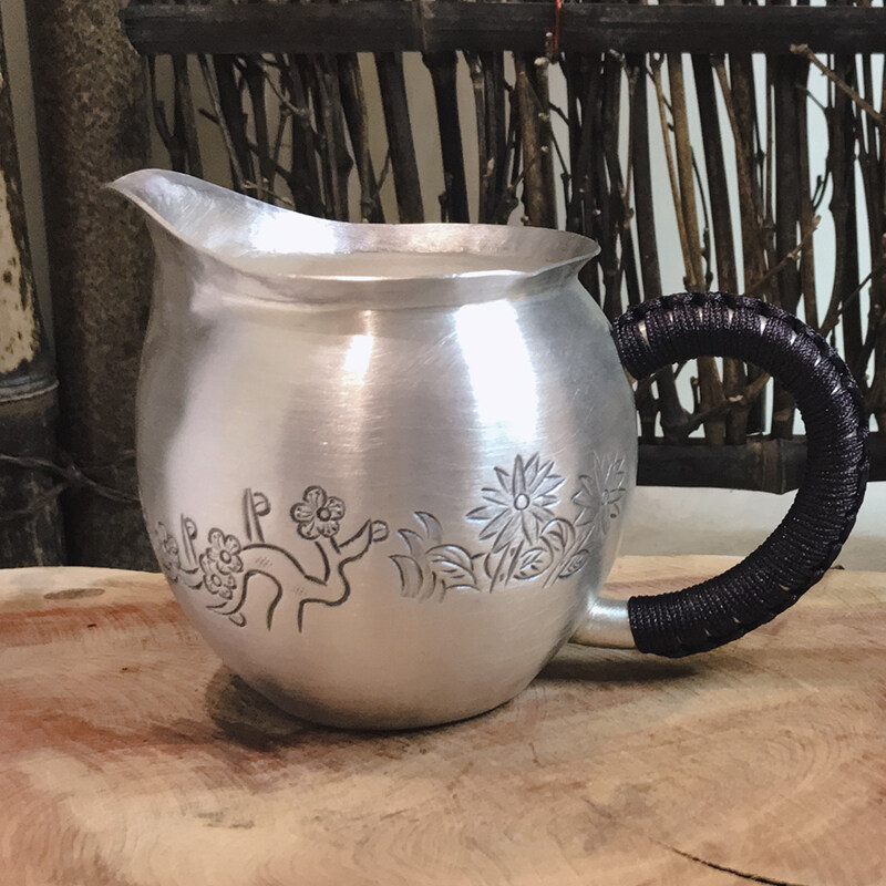 足银四季公道杯(梅兰竹菊),隔热银盖杯,纯银分茶器,足银本色茶具礼品